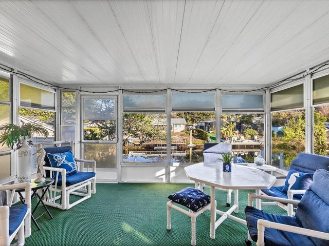 6439 THERESA AVENUE, Weeki Wachee, FL 34607