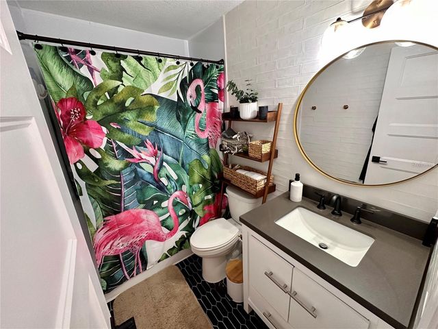 5070 BEACH DRIVE SE A, St Petersburg, FL 33705