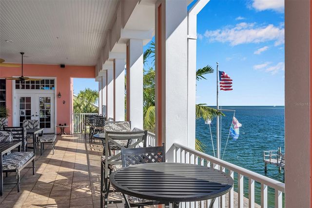 5070 BEACH DRIVE SE A, St Petersburg, FL 33705
