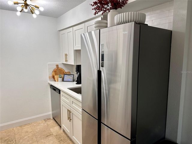 5070 BEACH DRIVE SE A, St Petersburg, FL 33705
