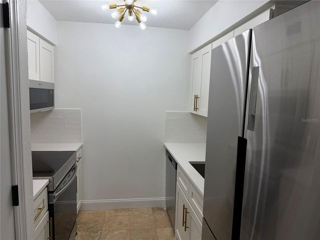 5070 BEACH DRIVE SE A, St Petersburg, FL 33705
