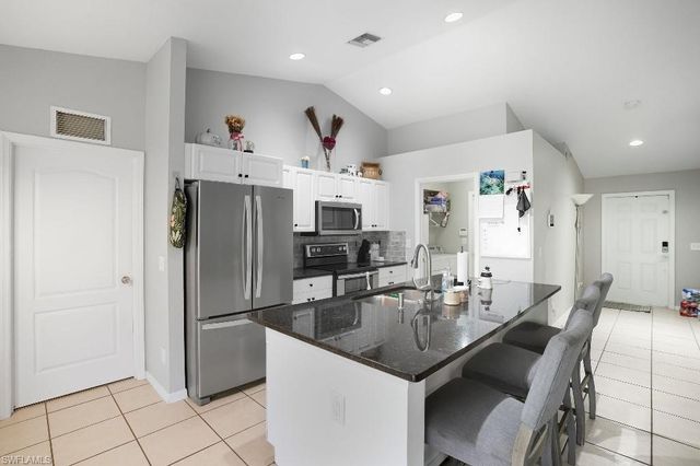 2602 15th ST SW, Lehigh Acres, FL 33976