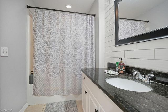 2602 15th ST SW, Lehigh Acres, FL 33976