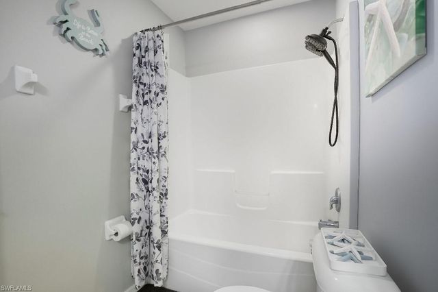 2602 15th ST SW, Lehigh Acres, FL 33976