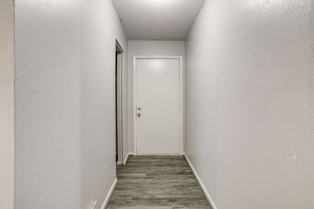 815 Belaire Drive, Burleson, TX 76028