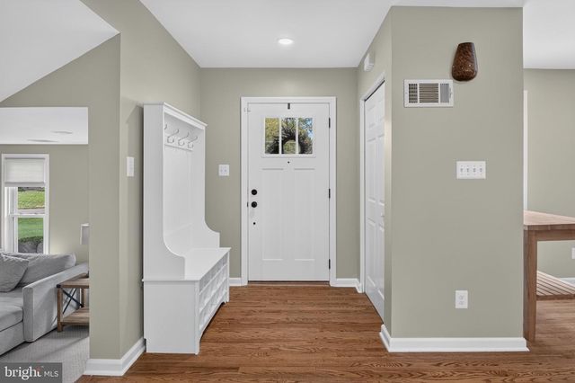 15004 ROCKING SPRING DR, Rockville, MD 20853
