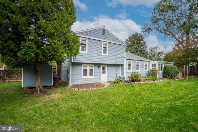 15004 ROCKING SPRING DR, Rockville, MD 20853