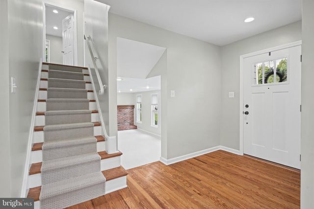 15004 ROCKING SPRING DR, Rockville, MD 20853