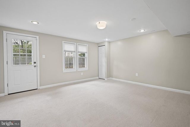 15004 ROCKING SPRING DR, Rockville, MD 20853