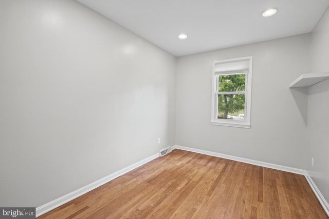15004 ROCKING SPRING DR, Rockville, MD 20853