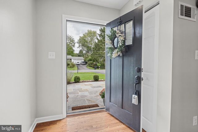 15004 ROCKING SPRING DR, Rockville, MD 20853
