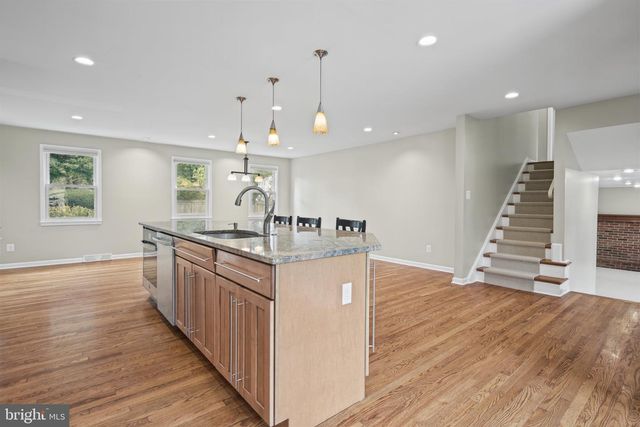 15004 ROCKING SPRING DR, Rockville, MD 20853