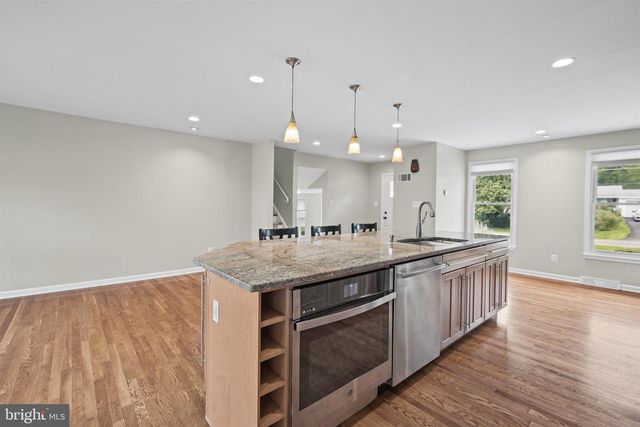 15004 ROCKING SPRING DR, Rockville, MD 20853