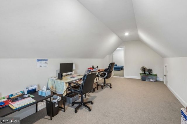 3 Samarpan Ct, Robbinsville Twp., NJ 08520