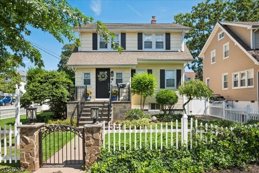 211 Walnut Ave, Bogota Boro, NJ 07603