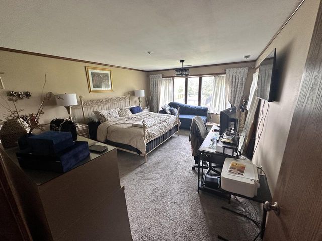 8900 N Park Plaza COURT #216, Brown Deer, WI 53223