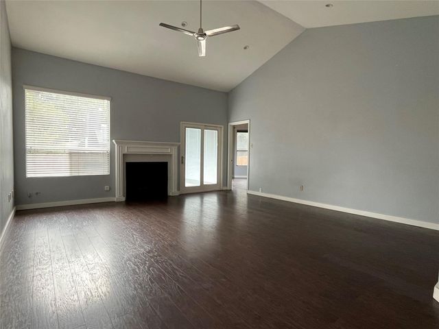 9309 Roxanna DR, Austin, TX 78748