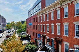 673 Bergen Avenue 2D, Jersey City, NJ 07304
