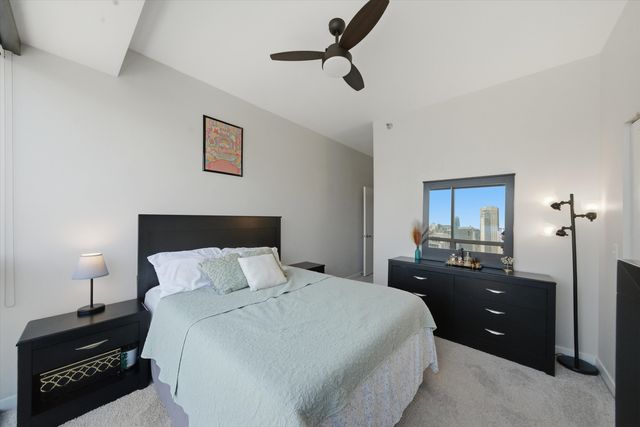 303 W Ohio Street 2902, Chicago, IL 60654