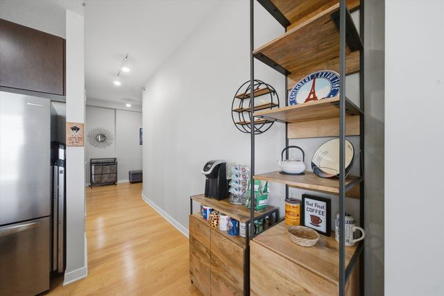 303 W Ohio Street 2902, Chicago, IL 60654