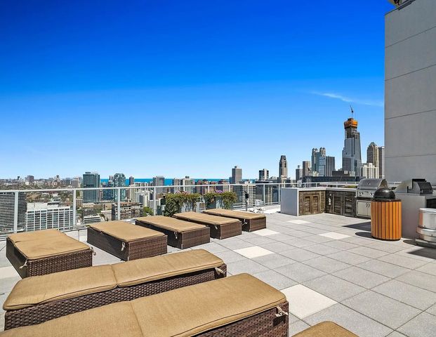 303 W Ohio Street 2902, Chicago, IL 60654