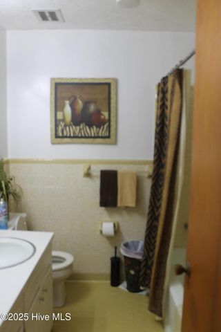 203 Northwood Drive, Whiteville, NC 28472