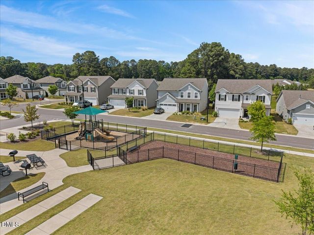 1205 Bluewater Way, Durham, NC 27703