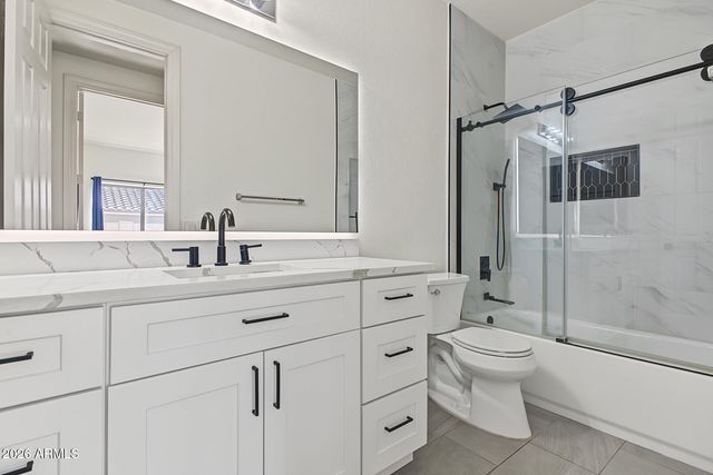 8109 W NICOLET Avenue, Glendale, AZ 85303