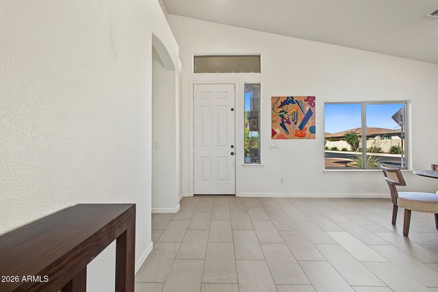 8109 W NICOLET Avenue, Glendale, AZ 85303