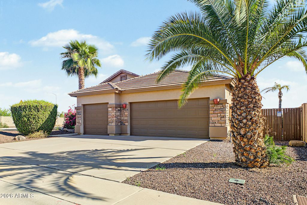 8109 W NICOLET Avenue, Glendale, AZ 85303 — photo 3