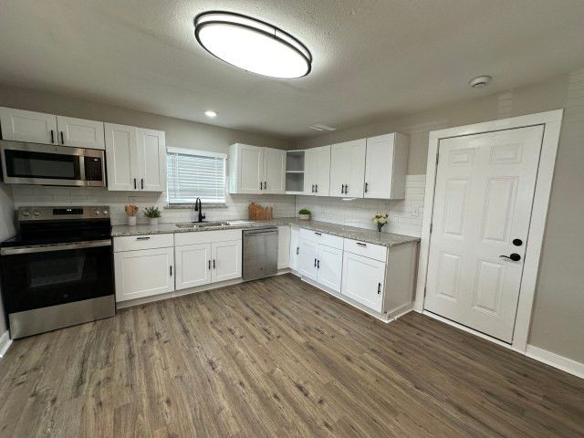 475 Locust Street, Point, TX 75472