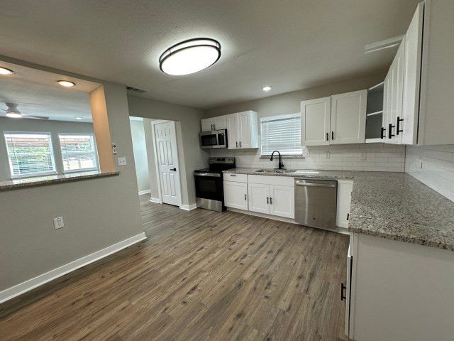 475 Locust Street, Point, TX 75472