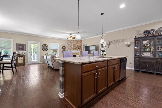 7560 Hampstead Hall Drive, Ooltewah, TN 37363