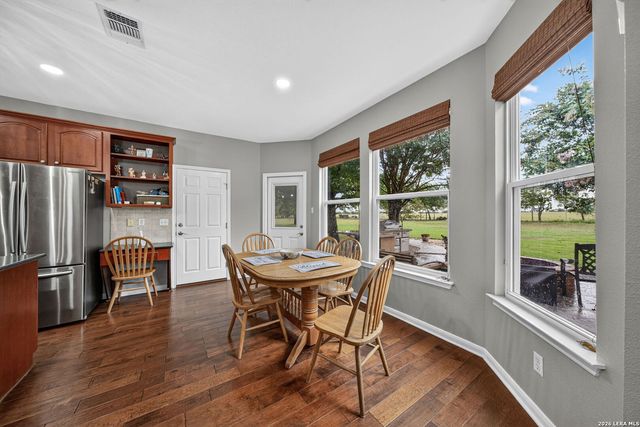 265 Private Road 4661, Castroville, TX 78009
