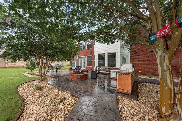 265 Private Road 4661, Castroville, TX 78009
