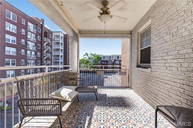 5510 Waterman Boulevard 202, St Louis, MO 63112