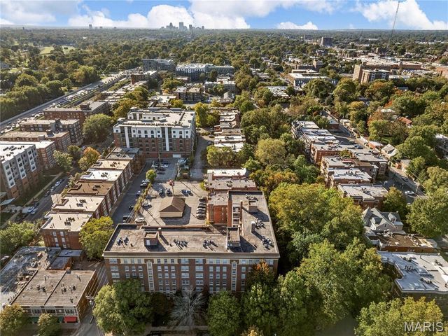 5510 Waterman Boulevard 202, St Louis, MO 63112