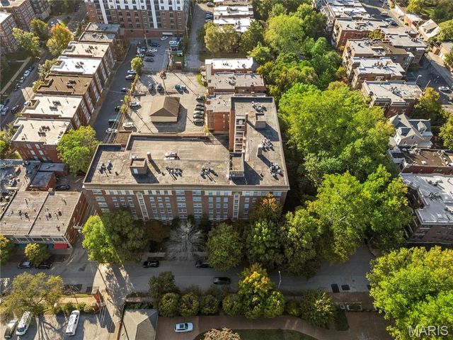 5510 Waterman Boulevard 202, St Louis, MO 63112
