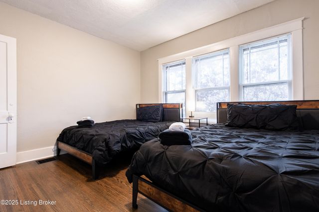 1806 Fernwood Ave, Louisville, KY 40205