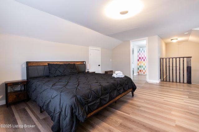 1806 Fernwood Ave, Louisville, KY 40205