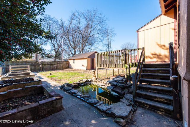 1806 Fernwood Ave, Louisville, KY 40205