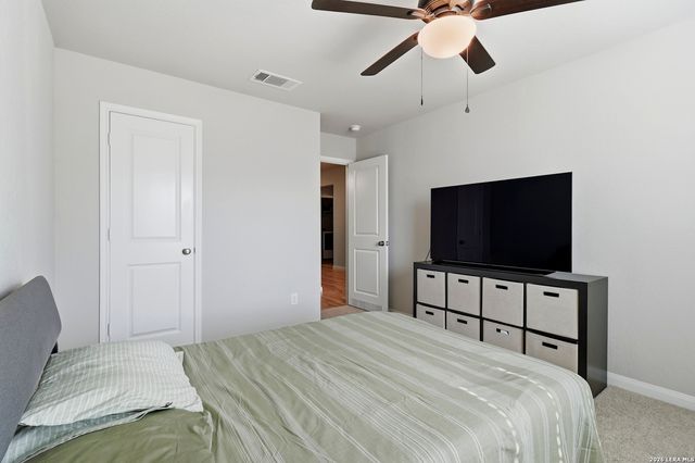 5911 Akin Stroll, San Antonio, TX 78261