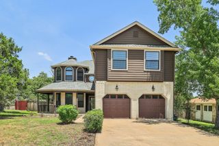 10507 Scotland Well DR, Austin, TX 78750