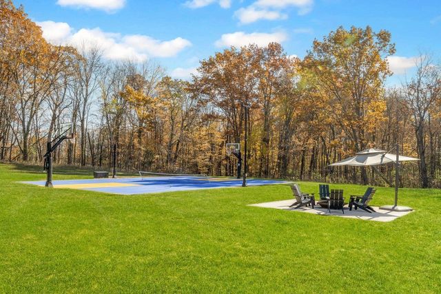 3890 Maxon DRIVE, Slinger, WI 53086