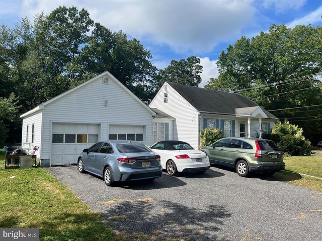 420 VILLANOVA RD, Glassboro, NJ 08028