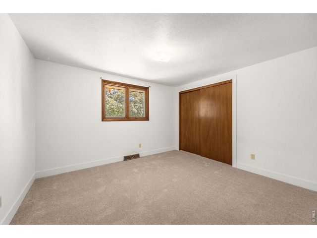 1229 Gateway Dr, Loveland, CO 80537