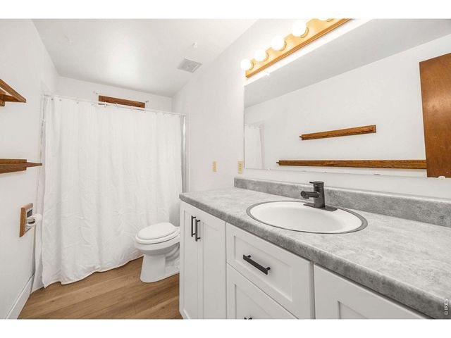 1229 Gateway Dr, Loveland, CO 80537
