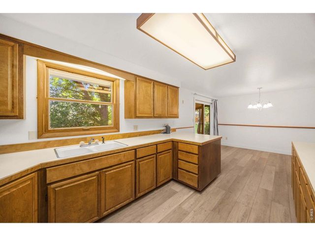 1229 Gateway Dr, Loveland, CO 80537