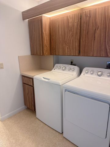 3511 Village Boulevard 401, West Palm Beach, FL 33409