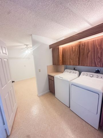 3511 Village Boulevard 401, West Palm Beach, FL 33409